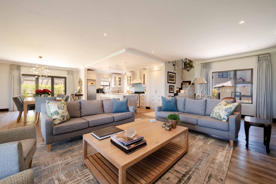 4 Bedroom Property for Sale in The Hill Western Cape